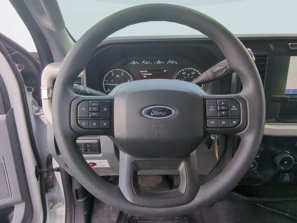 New 2024 Ford F550 4x4 Regular Cab Super Duty image 13