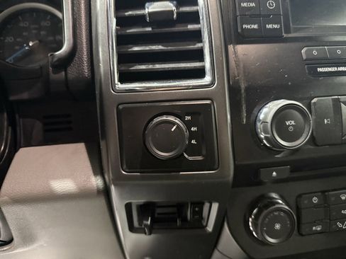 Used 2017 Ford F550 XLT w/ XLT Value Package image 42