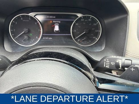Used 2021 Nissan Rogue SV w/ Premium Package AWD/4WD image 3