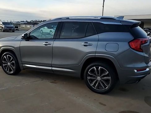 Used 2019 GMC Terrain Denali w/ Driver Alert Package II image 6