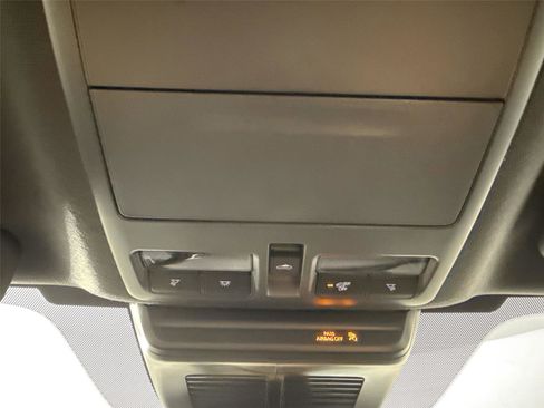 New 2026 MAZDA MAZDA3 Carbon image 24