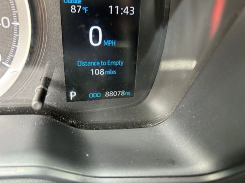Used 2020 Toyota Corolla LE FWD image 17