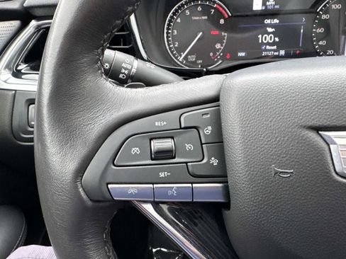 Used 2025 Cadillac XT6 Premium Luxury image 20