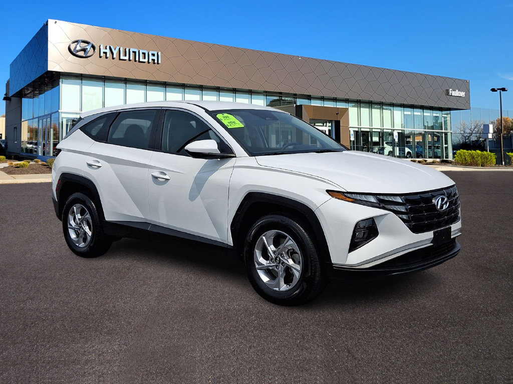 Certified 2024 Hyundai Tucson SE AWD/4WD image 1