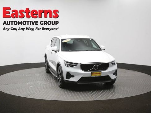 Used 2023 Volvo XC40 B5 Core AWD/4WD image 52