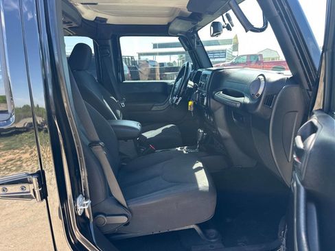 Used 2015 Jeep Wrangler Unlimited Sport w/ Quick Order Package 24S image 15