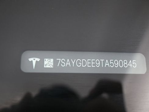 Used 2026 Tesla Model Y AWD image 8