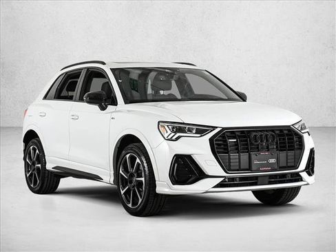 Certified 2025 Audi Q3 2.0T Premium Plus w/ Premium Plus Package image 3