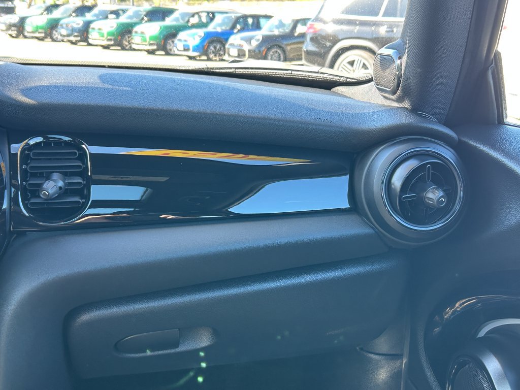 Used 2023 MINI Cooper SE FWD image 25