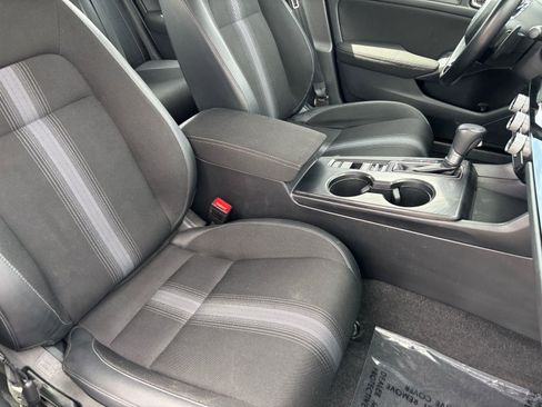 Certified 2024 Honda Civic Sport image 15