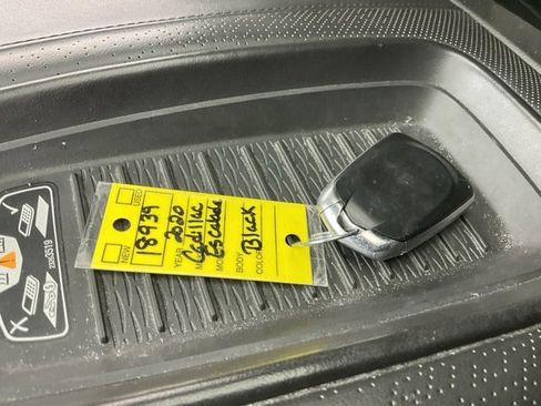 Used 2020 Cadillac Escalade ESV Platinum image 33