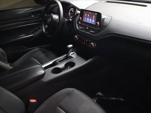 Used 2023 Nissan Altima 2.5 S FWD image 11
