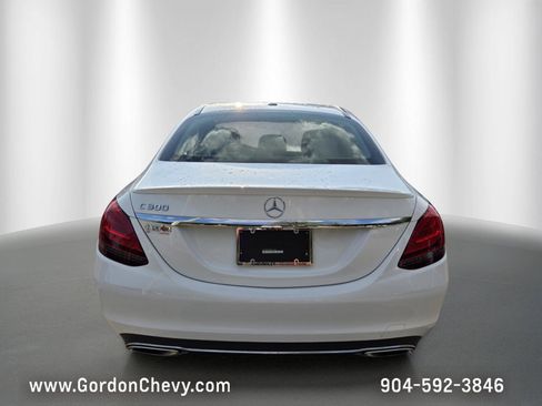 Used 2021 Mercedes-Benz C 300 Sedan image 4