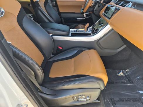 Used 2018 Land Rover Range Rover Sport SVR AWD/4WD image 21