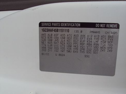 Used 2011 Chevrolet Express 1500 AWD image 14