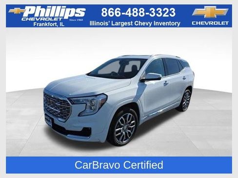 Used 2022 GMC Terrain Denali w/ LPO, Floor Liner Package image 1