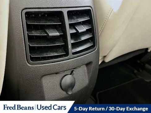 Used 2010 Lincoln MKX AWD image 26