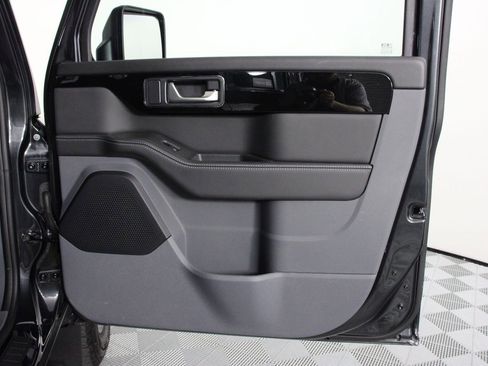 Used 2024 INEOS Grenadier Fieldmaster Edition image 20