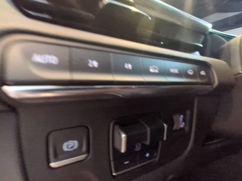 Used 2023 Cadillac Escalade Sport w/ LPO, ONYX Package AWD/4WD image 11