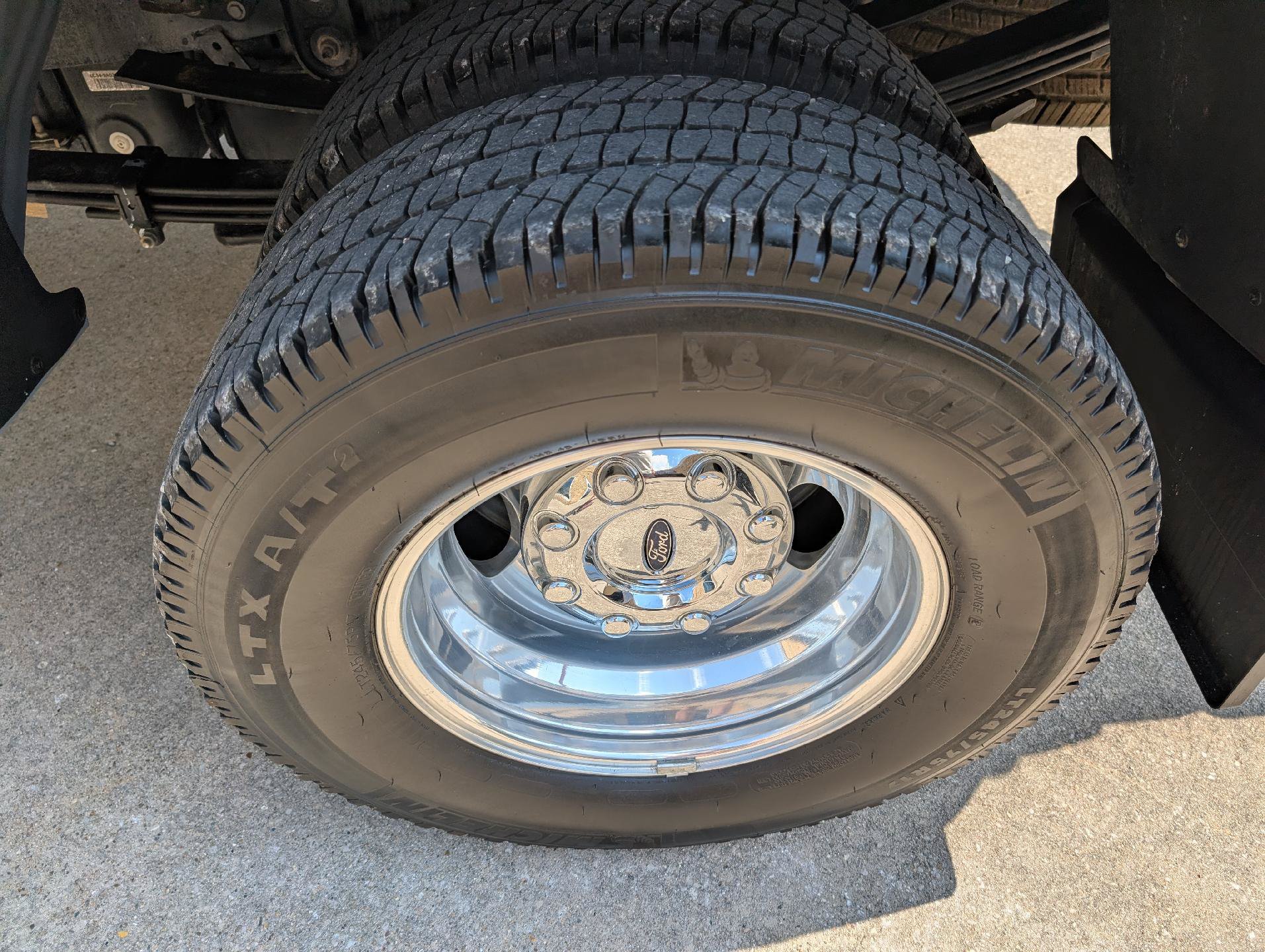 Used 2025 Ford F350 Lariat AWD/4WD image 9
