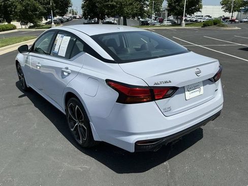 Used 2025 Nissan Altima 2.5 SR AWD/4WD image 9