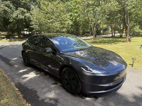 Used 2024 Tesla Model 3 Long Range AWD/4WD image 2