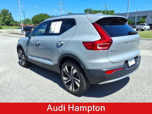Used 2024 Volvo XC40 B5 Ultimate w/ Climate Package AWD/4WD image 8