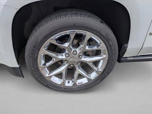 Used 2018 GMC Yukon Denali w/ Denali Ultimate Package AWD/4WD image 10