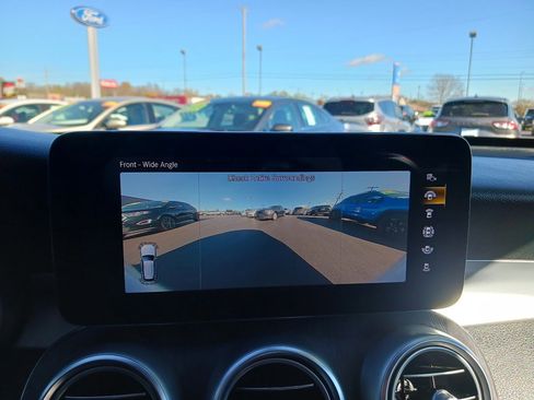 Used 2021 Mercedes-Benz GLC 300 4MATIC image 35