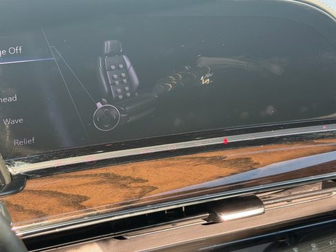 Used 2023 Cadillac Escalade Sport Platinum w/ LPO, ONYX Package image 29