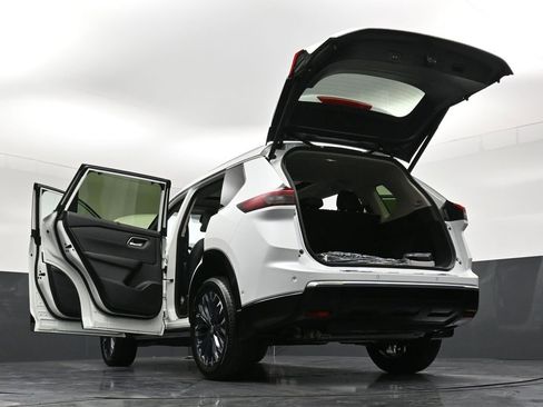 New 2026 Nissan Rogue Platinum w/ Tech Package image 39
