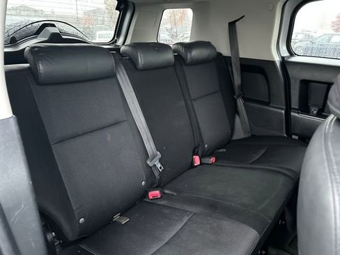 Used 2008 Toyota FJ Cruiser 2WD image 11