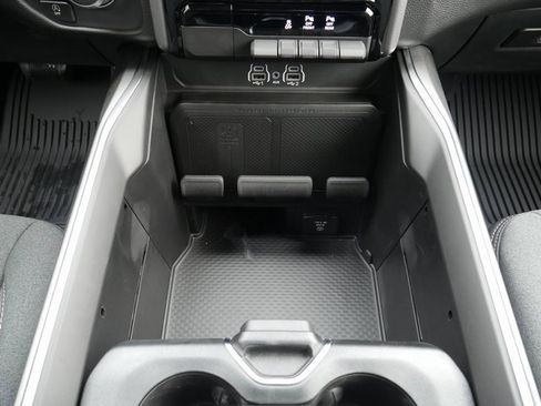 Used 2025 RAM 1500 Big Horn image 26