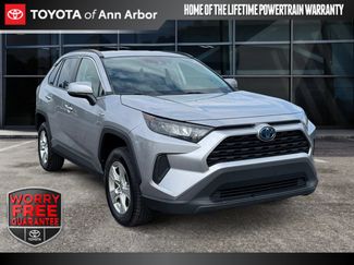 Used 2020 Toyota RAV4 LE w/ All Weather Liner Package AWD/4WD video 1