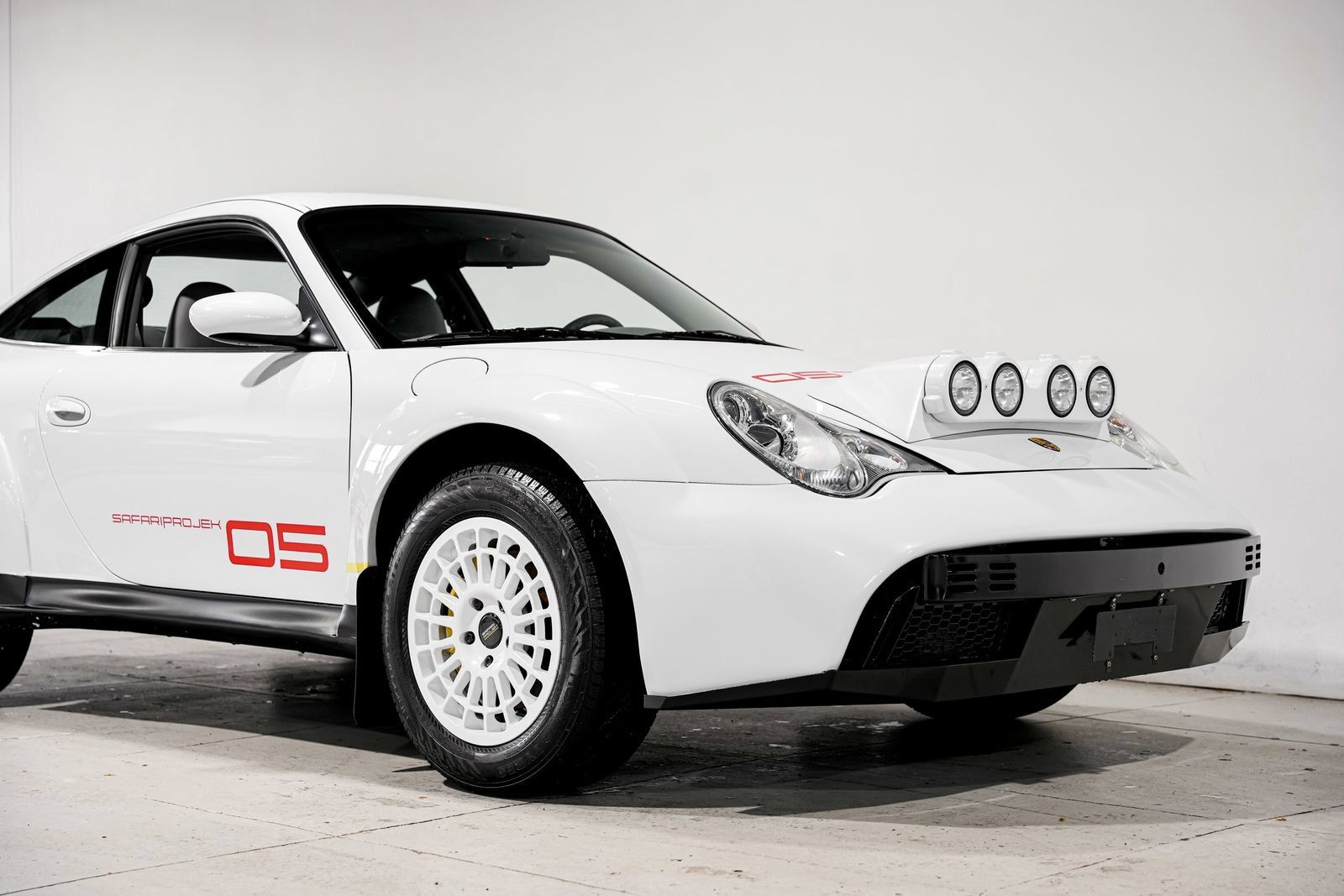 Used 2003 Porsche 911 Carrera 4S AWD/4WD image 43