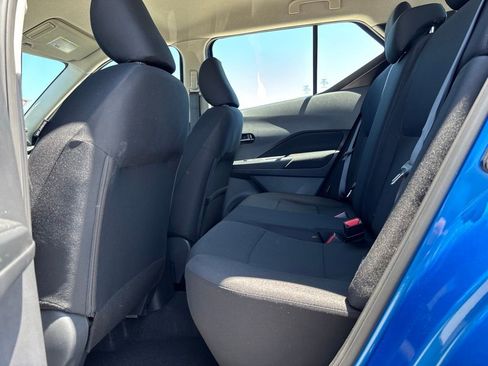 New 2025 Nissan Kicks S image 22
