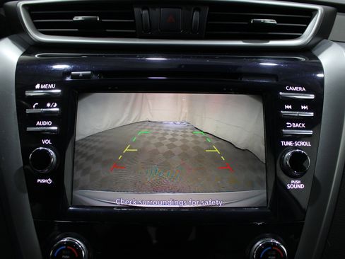 Used 2023 Nissan Murano SV AWD/4WD image 15