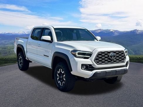 Certified 2023 Toyota Tacoma TRD Off-Road w/ Advanced Technology Package AWD/4WD image 8