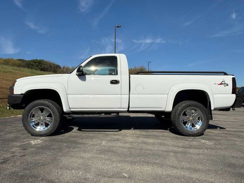 Used 2005 Chevrolet Silverado 1500 w/ Light Duty Power Package image 9