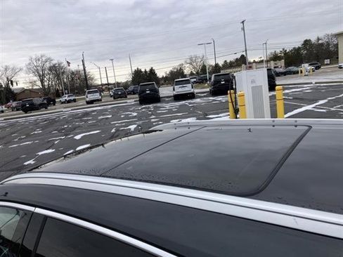 Certified 2023 Cadillac XT5 Premium Luxury w/ Technology Package image 10