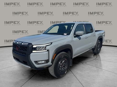 Used 2025 Nissan Frontier PRO-4X w/ Pro Convenience Package AWD/4WD image 1