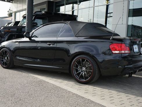 Used 2012 BMW 135i Convertible image 10