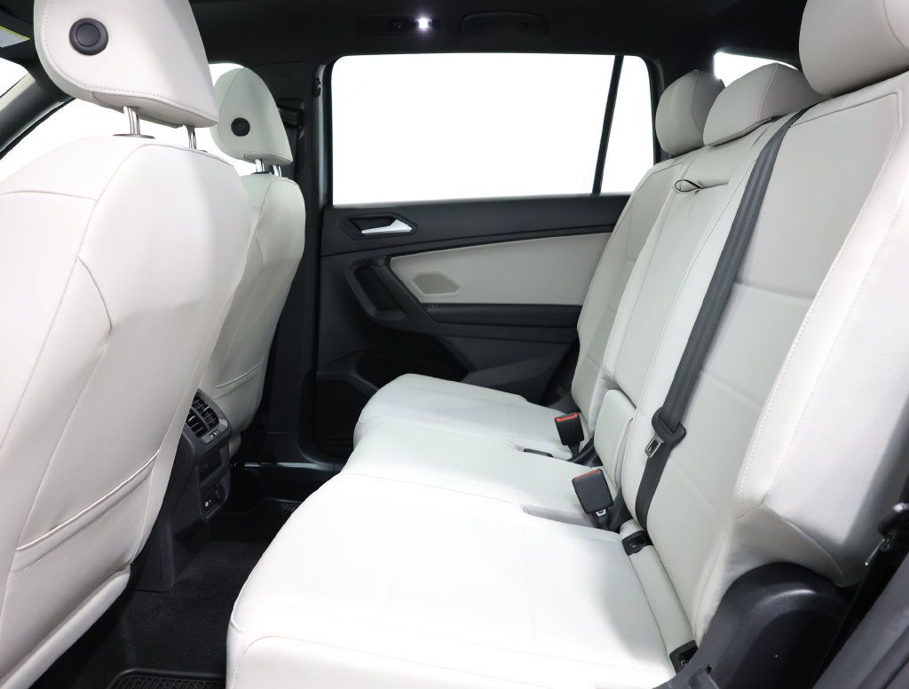 Used 2021 Volkswagen Tiguan SE R-Line FWD image 26