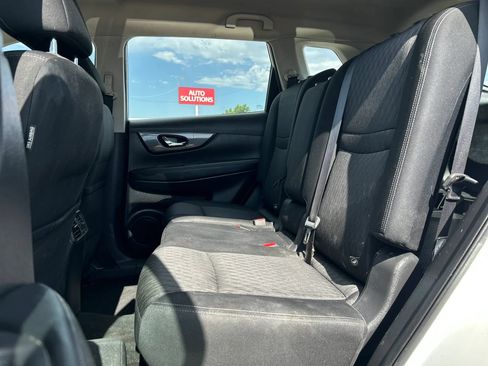 Used 2017 Nissan Rogue S AWD/4WD image 37