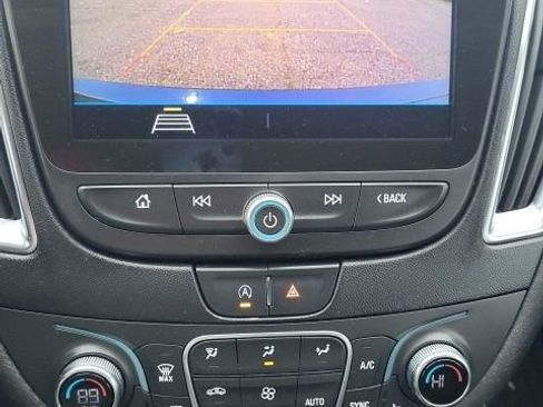 Used 2020 Chevrolet Malibu LT image 4