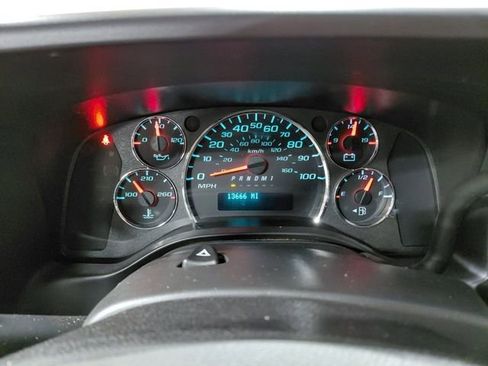Used 2024 GMC Savana 2500 w/ Driver Convenience Package image 23
