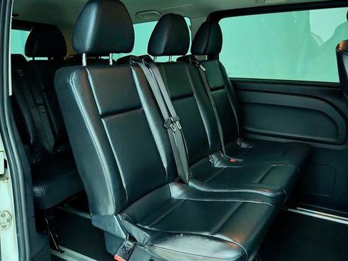 Used 2019 Mercedes-Benz Metris Passenger image 10