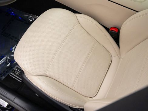 Used 2023 Mercedes-Benz C 300 C 300 image 15