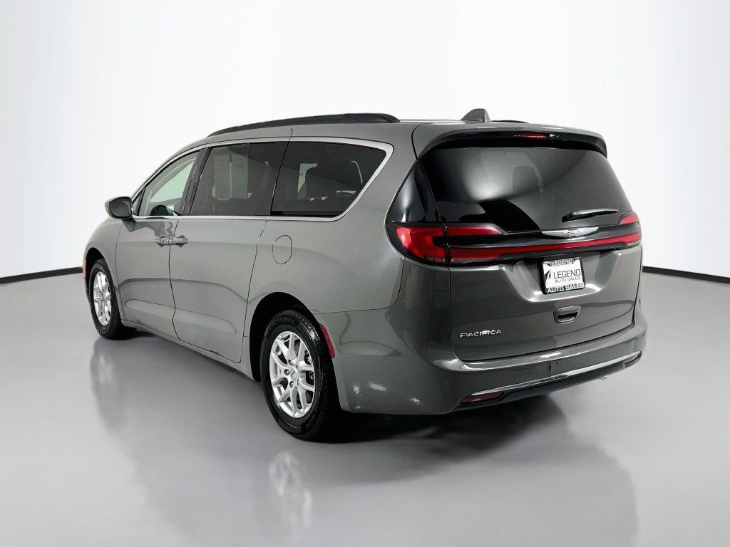 Used 2022 Chrysler Pacifica Touring-L FWD image 7
