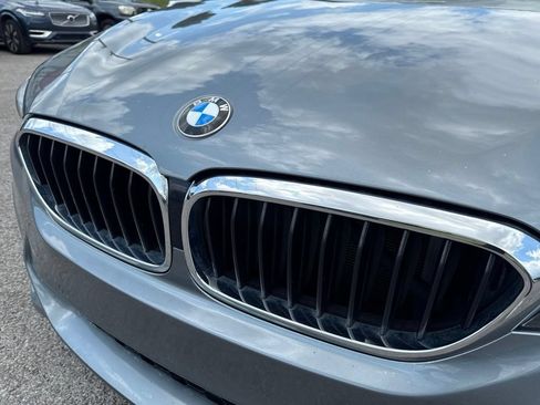 Used 2018 BMW 530e RWD image 10